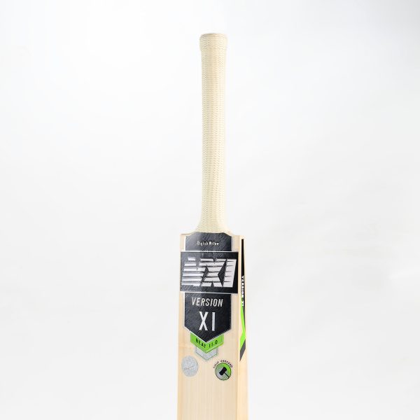 Beat 11.0 - English Willow Cricket Bat (Front-2)